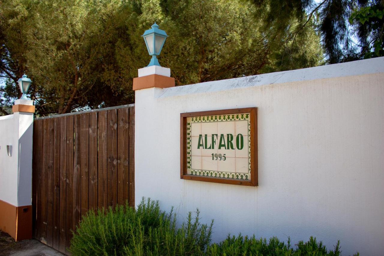 Alfaro'95 Hotel อซามบูจา ภายนอก รูปภาพ